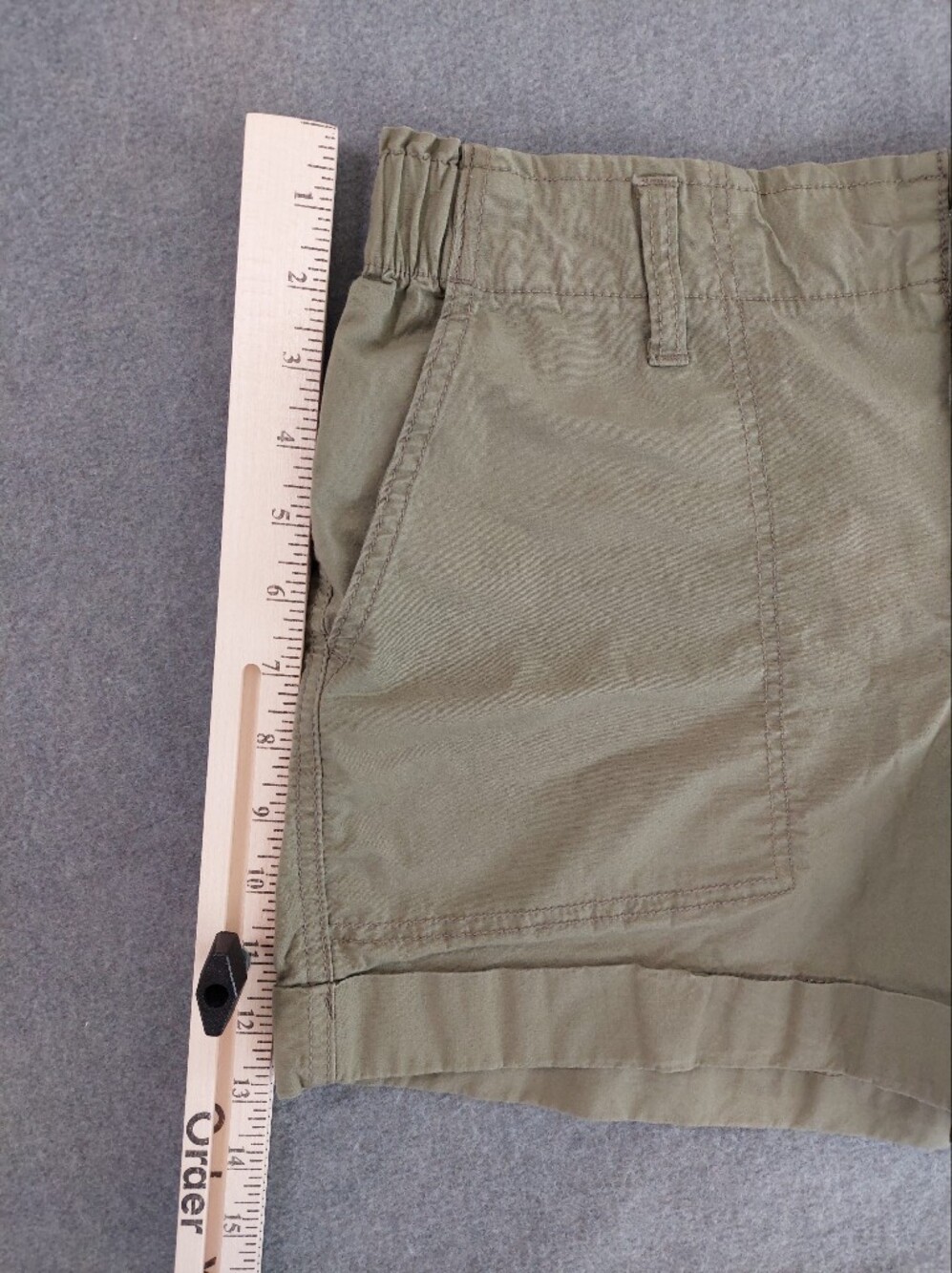 Sanctuary Getaway Utility Shorts Olive Khaki Green Cuffed Size S Elastic Waist - Picture 4 of 10